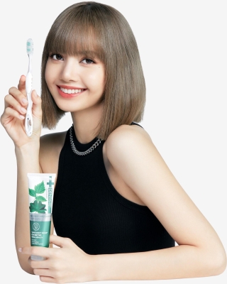 Lisa_-_Dentiste_Promotional_Shoot_2021-2023_281329.jpg