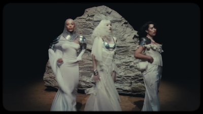 Born_Again_Feat__Doja_Cat___Raye__-_03433.jpg