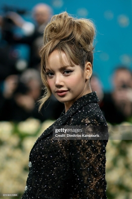 Met_Gala_Celebrating_Superfine_Tailoring_Black_Style_2025_284429.jpg