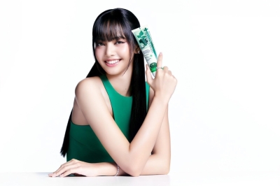 Lisa_-_Dentiste_Promotional_Shoot_2024_28129.jpg