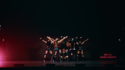 FUTW_-_Special_Stage_Performance_-00003.jpg
