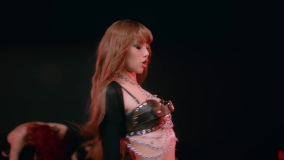FUTW_-_Special_Stage_Performance_-00988.jpg
