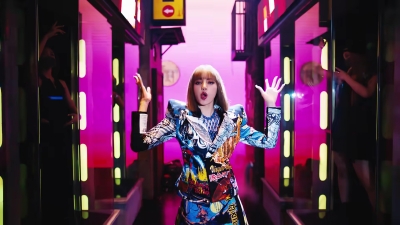 Lisa-_LaLisa_-00417.jpg