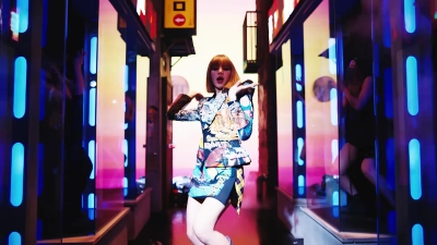 Lisa-_LaLisa_-00430.jpg