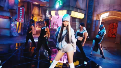 Lisa-_LaLisa_-00693.jpg