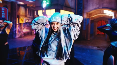 Lisa-_LaLisa_-00822.jpg